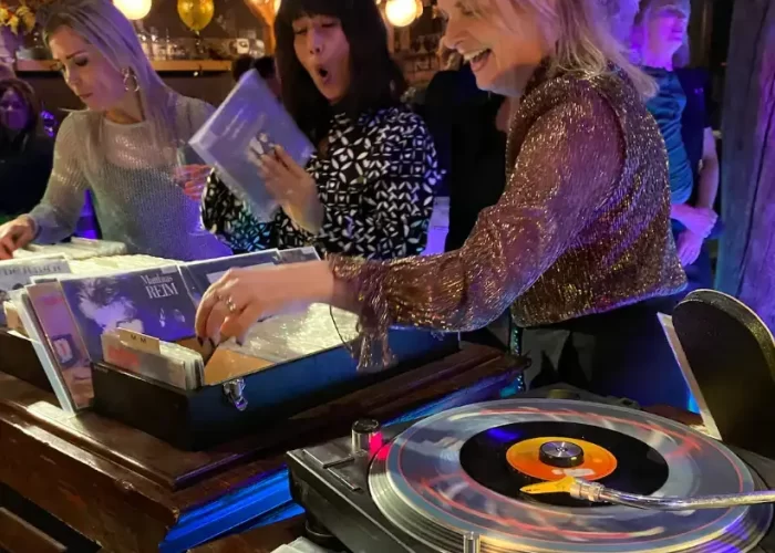Vinyl-show-star1