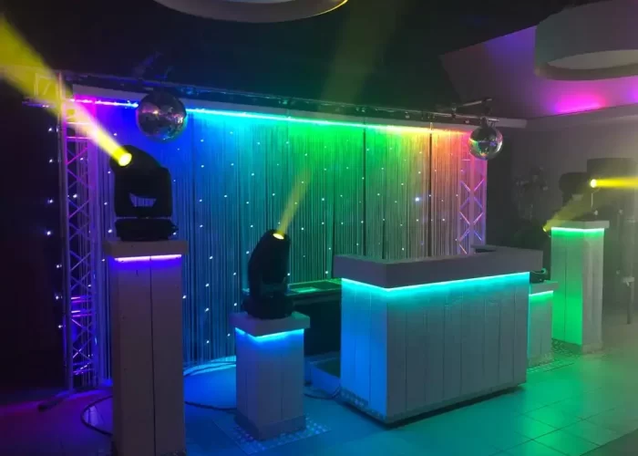 glamour-show-white1